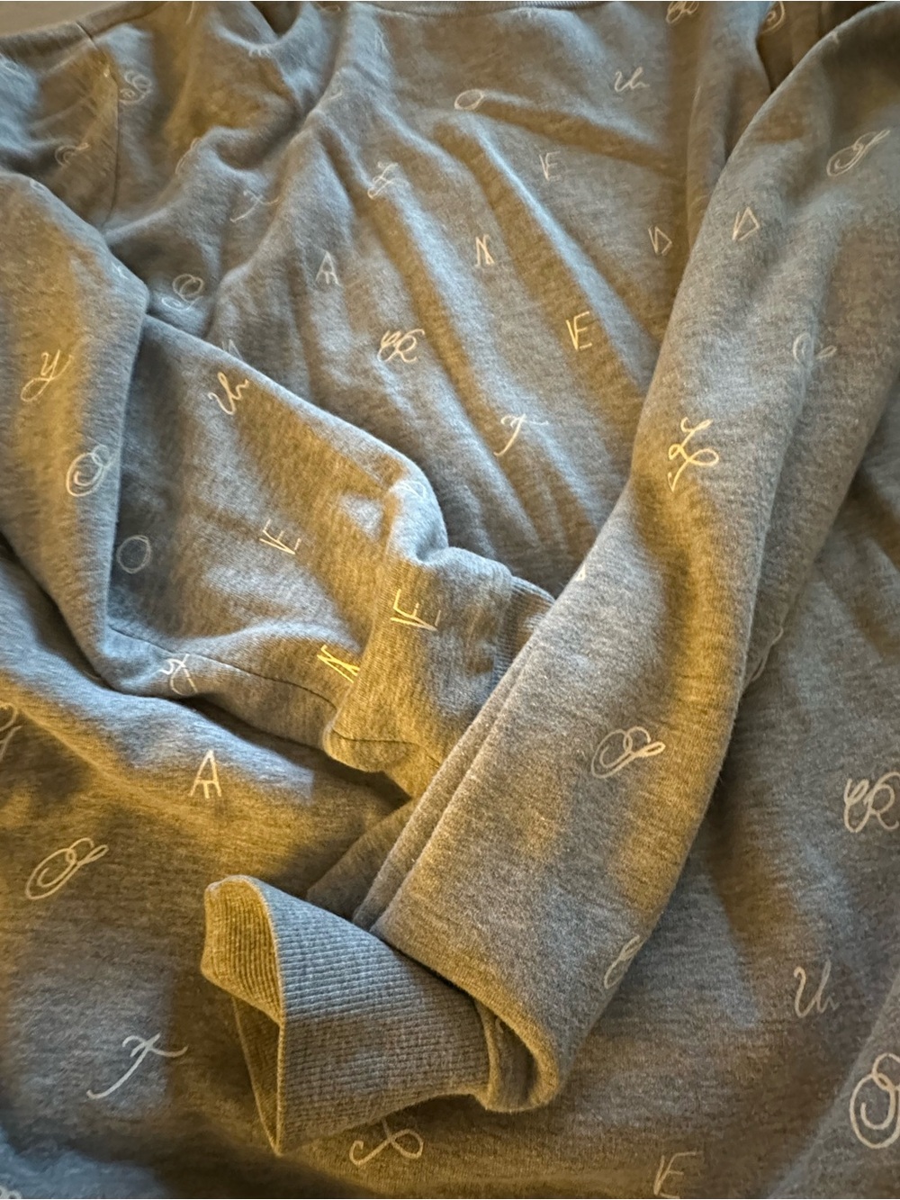 Divided Gray Crewneck Sweater with Script Print - Picture 5 of 6